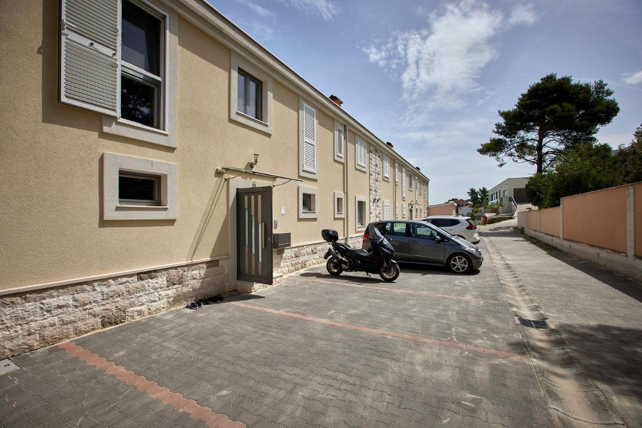 L&L Luxury Apartment 1 Donji Okrug (Ciovo) Exterior foto